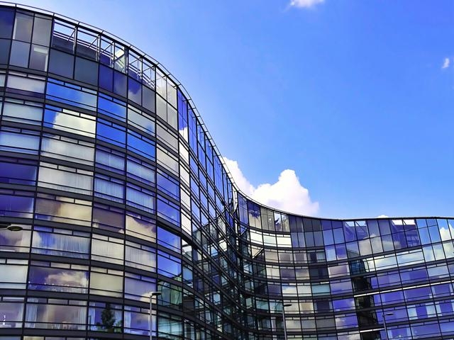 桐鄉(xiāng)倉庫管理系統(tǒng)公司，幫服裝倉庫降本增效，省錢效果咋樣？